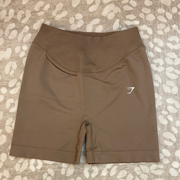 Gymshark Sweat Seamless Shorts Fossil Brown - Picture 2 of 3